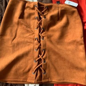 SUEDE BROWN/TAN SKIRT